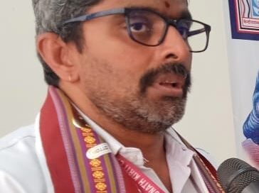 काम बोलता है, निदेशक सुब्रह्मण्यम को मिला कार्यकाल विस्तार