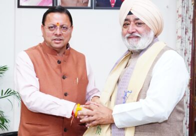 मुख्यमंत्री से की गुरुद्वारा श्री हेमकुंट साहिब प्रबंधन ट्रस्ट के अध्यक्ष नरेंद्र जीत सिंह बिंद्रा ने भेंट