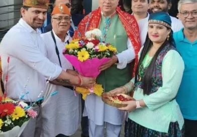 मुंबई में प्रवासी उत्तराखंडवासियों से मुख्यमंत्री पुष्कर सिंह धामी का आत्मीय संवाद, विकास यात्रा और भविष्य के विजन को किया साझा