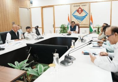 टिहरी लेक ग्लोबल डेस्टिनेशन को लेकर हुई हाई पॉवर कमेटी की बैठक