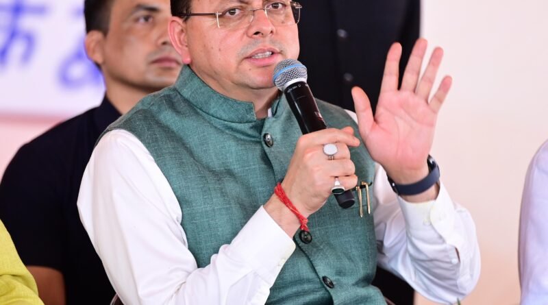 मुख्यमंत्री की उपस्थिति में आयोजित ‘‘सेवा सुशासन एवं समर्पण’’ जन-संवाद शिविर में 7,472 लोगों ने किया प्रतिभाग 4,632 लाभार्थी हुए लाभान्वित 1,737 आवेदनों का मौके पर किया गया निस्तारण’