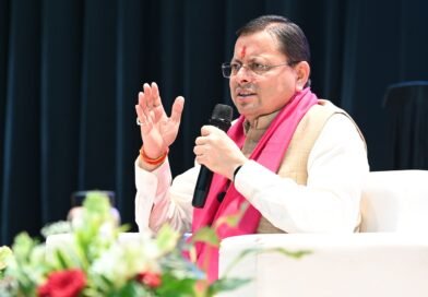 दून विश्वविद्यालय में मुख्यमंत्री ने युवाओं से किया संवाद, कहा-बदलती तकनीक के अनुरूप ‘फ्यूचर रेडी’ बनें युवा