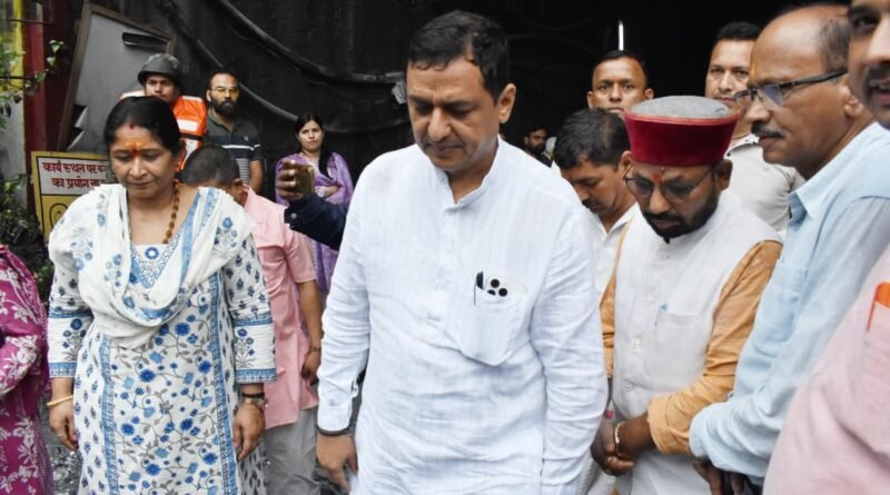 गढ़वाल सांसद अनिल बलूनी ने किया टीएचडीसी टनल का निरीक्षण