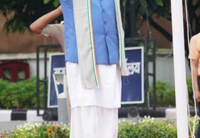 मुख्यमंत्री ने 80वें स्वतंत्रता दिवस के अवसर पर मुख्यमंत्री आवास में किया ध्वजारोहण