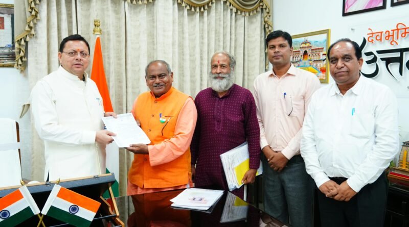 स्वतंत्रता सेनानी उत्तराधिकारी परिवार समिति के प्रतिनिधिमंडल ने मुख्यमंत्री से की भेंट