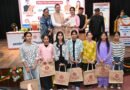 अंतरराष्ट्रीय बालिका दिवस पर मुख्यमंत्री ने 149 मेधावी बालिकाओं को स्मार्टफोन प्रदान कर किया सम्मानित